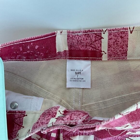 Vintage 90s High Waist Abstract Print Shorts - Picture 5 of 8